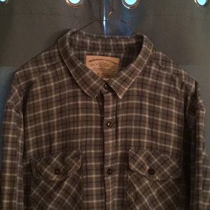 XXXL AMERICAN EAGLE plaid shirt med weight weathered flannel.
